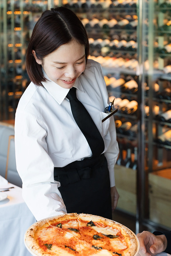 ホール・サービス